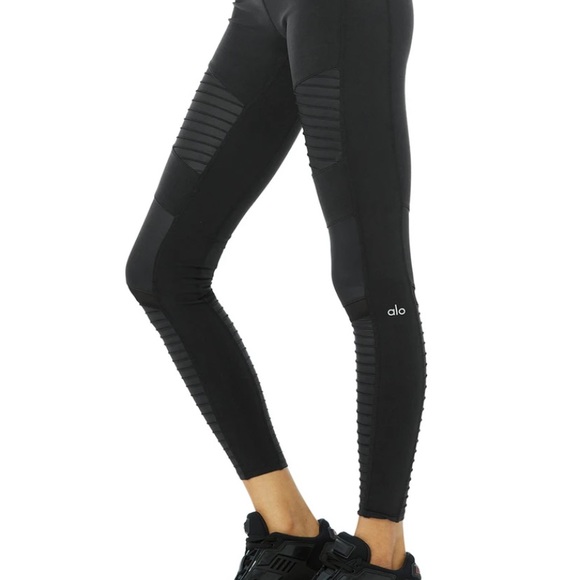 Alo Black Moto Legging - Picture 3 of 5